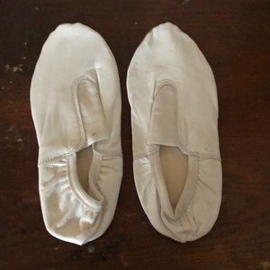 Acro dance shoes
